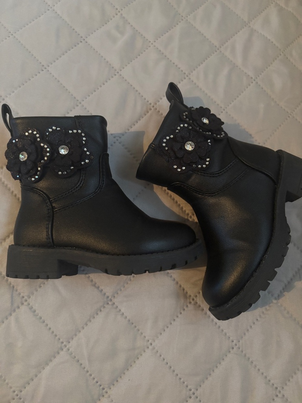 Vince Camuto Girls Black Ankle Boots size 5
